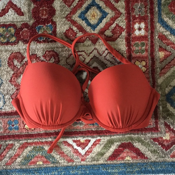Red Aerie bikini top 36 D - Picture 1 of 4